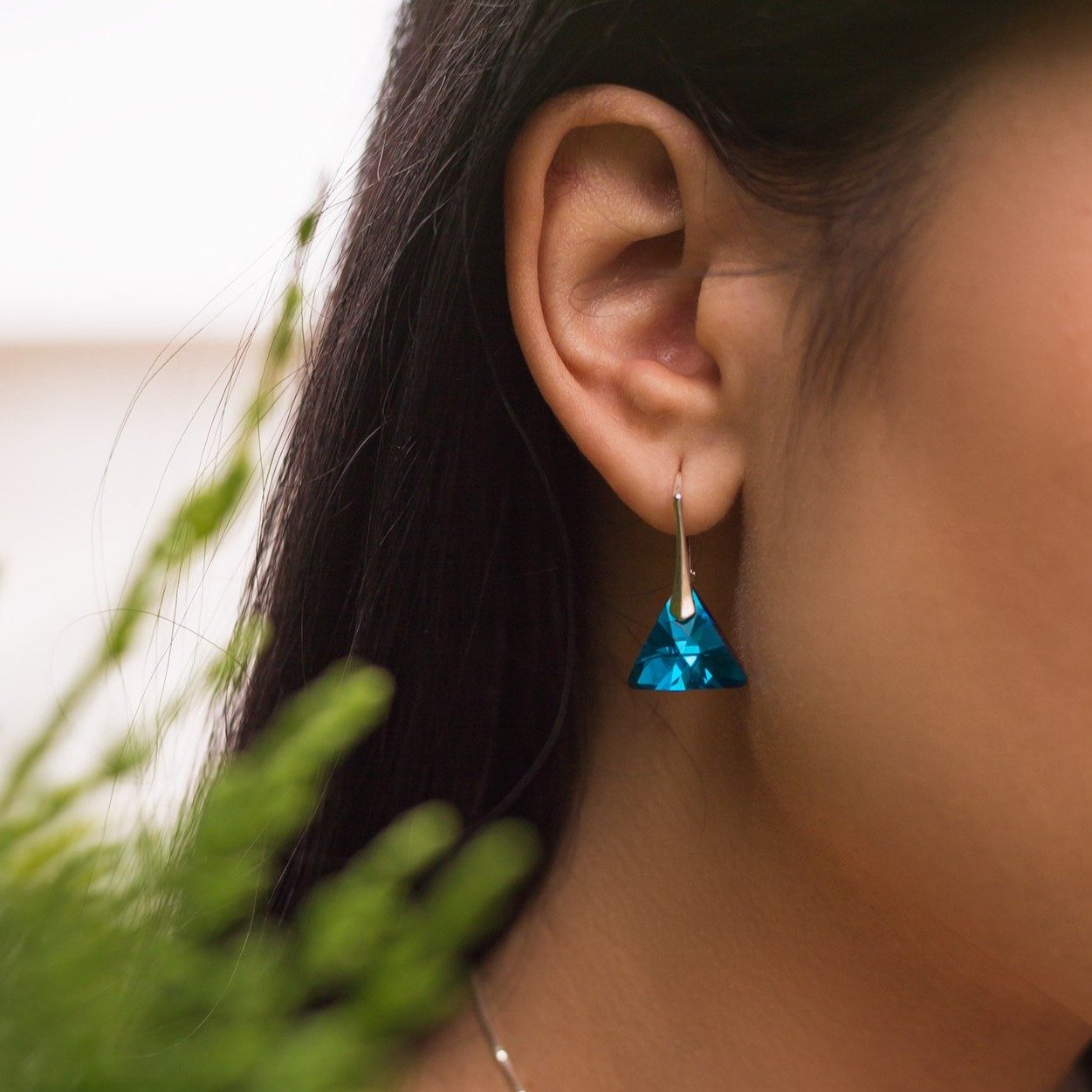 Cleopatra - Silver Earrings with Swarovski Crystals-Bermuda Blue - Sensa Milano