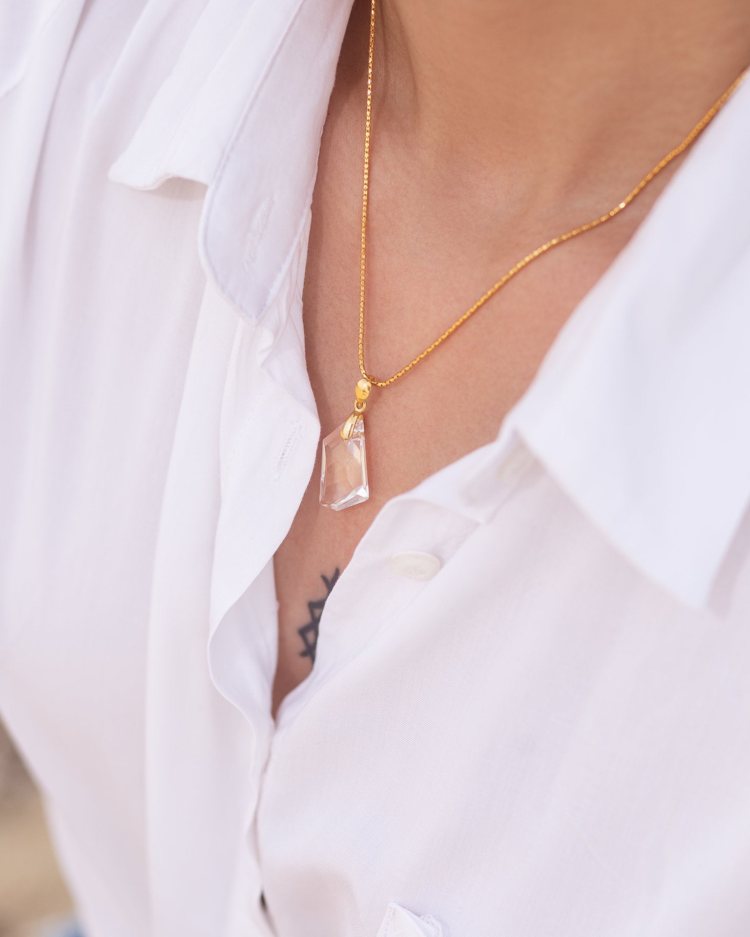 Livia - 24K Gold Plated Necklace with Swarovski Crystal-White - Sensa Milano